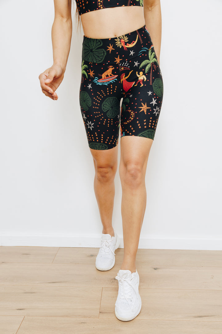 7" Moonlight Tropics Midi Shorts