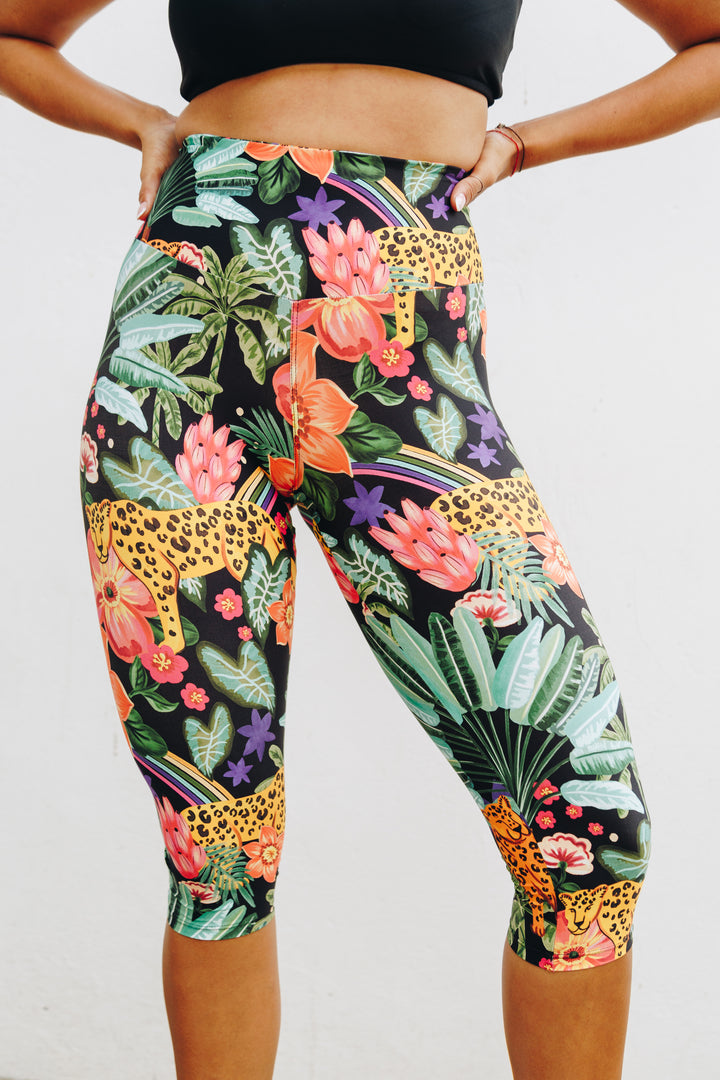 Cheetah Palms 3/4 High Waist Leggings with Pocket