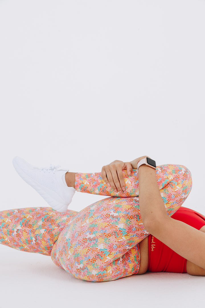 Field of Daisies Full Length Leggings