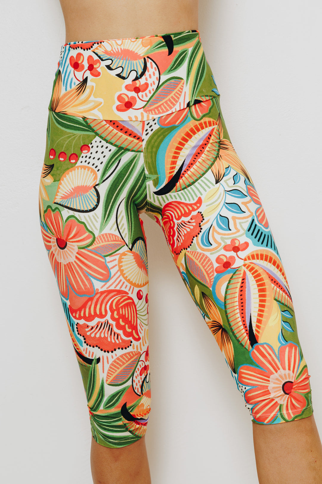 Island Bloom Parade 3/4 High-Waist Leggings with Pocket
