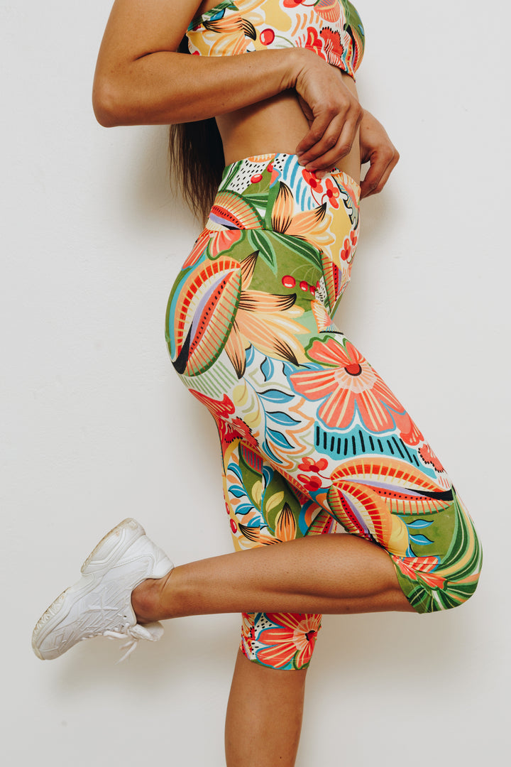 Island Bloom Parade 3/4 High-Waist Leggings with Pocket