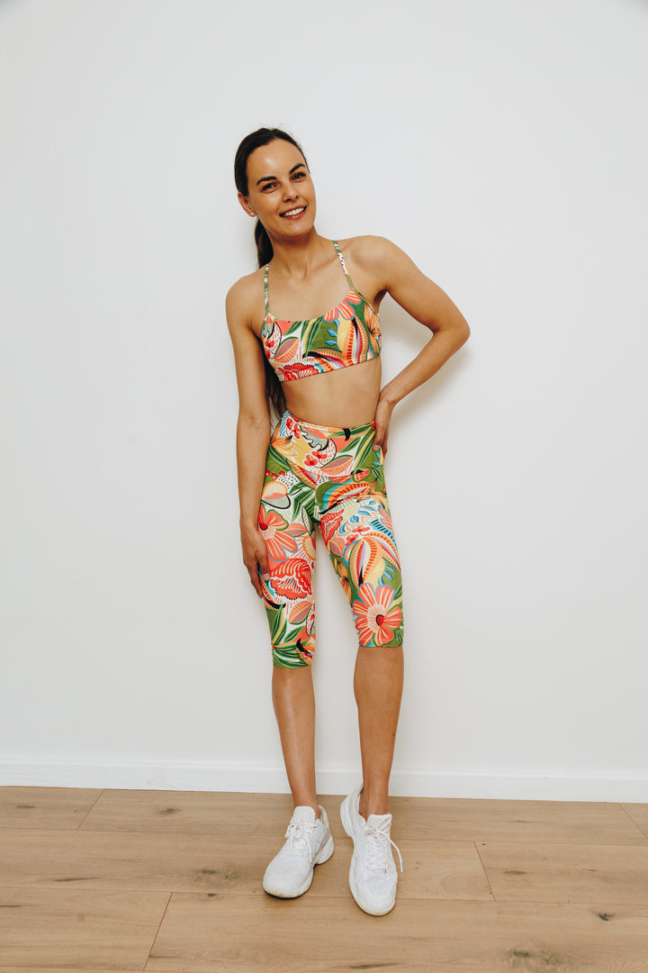 Island Bloom Parade 3/4 High-Waist Leggings with Pocket